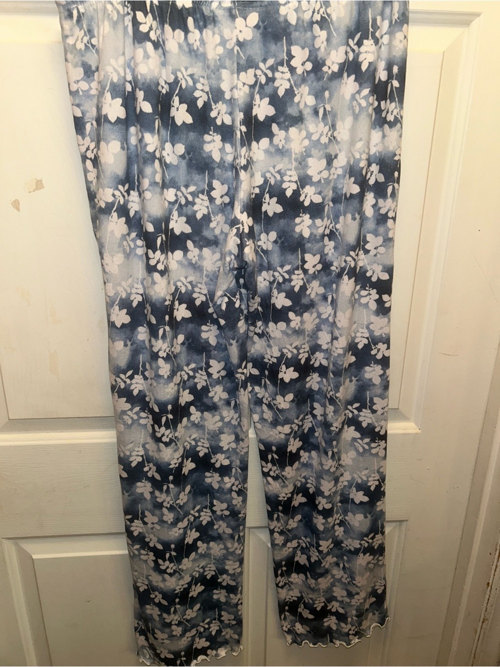 Floral Print Wide-Leg Pants in Blue and White